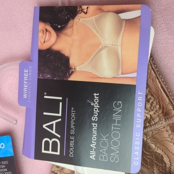 Bali 2 Pack Black and Tan All Around Support Back Smoothing Bras size 36C - Picture 2 of 6
